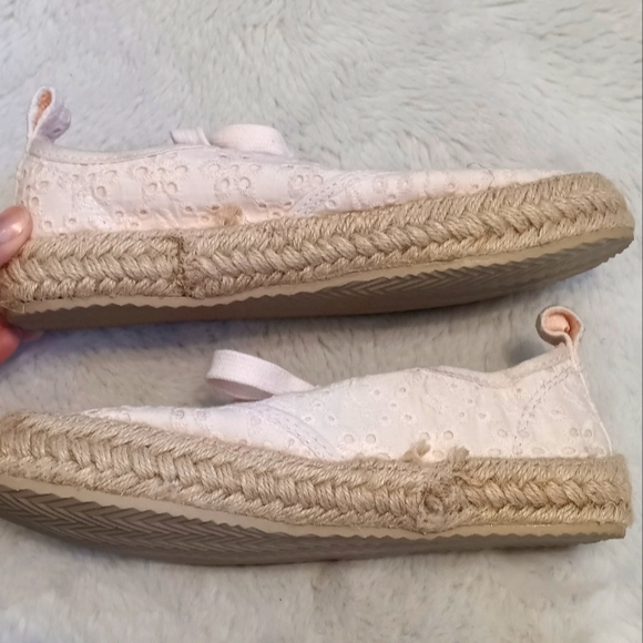 H&M Divided Shoes - Picture 3 of 7